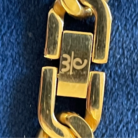 S/c stainless steel 18k gold plated 22”chain previously owned likenew men- women - Picture 4 of 5